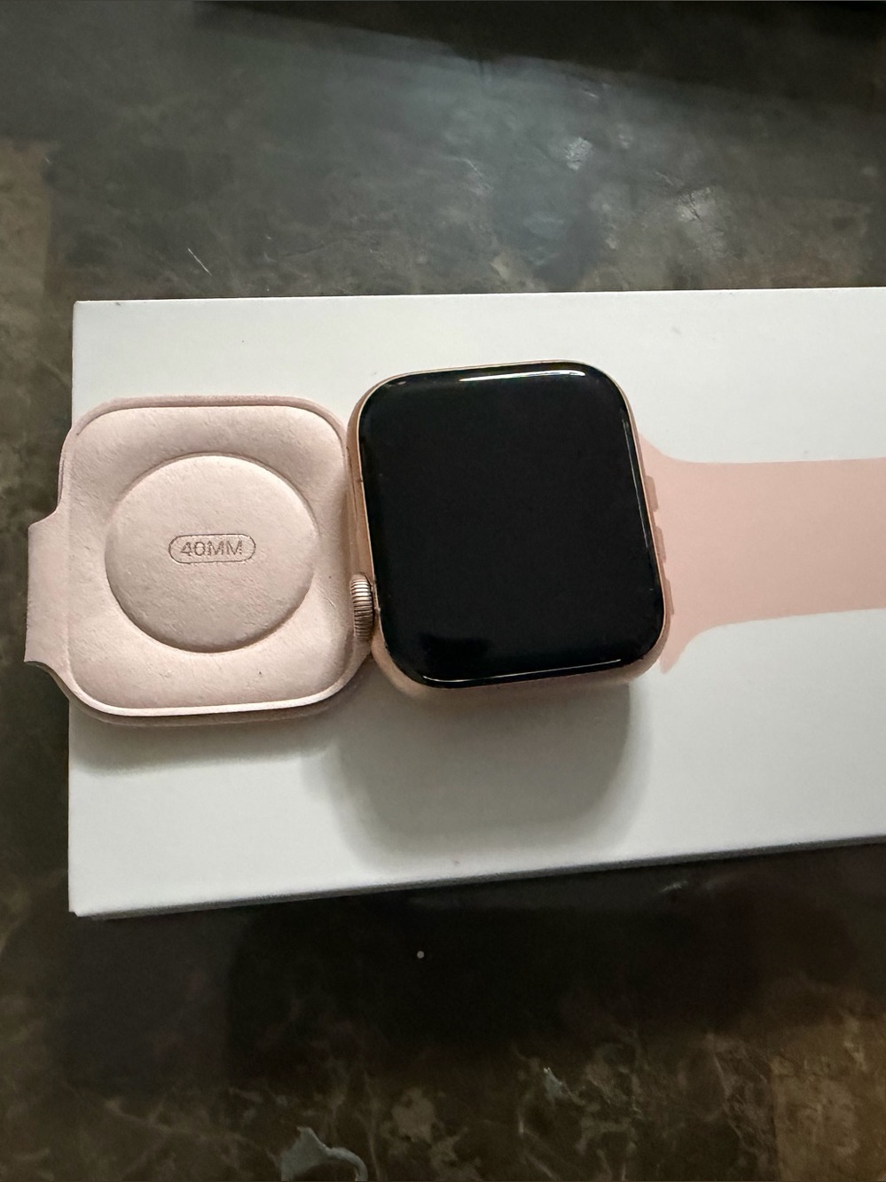 Apple 40mm Rose Gold Smartwatch with Light Pink Band
